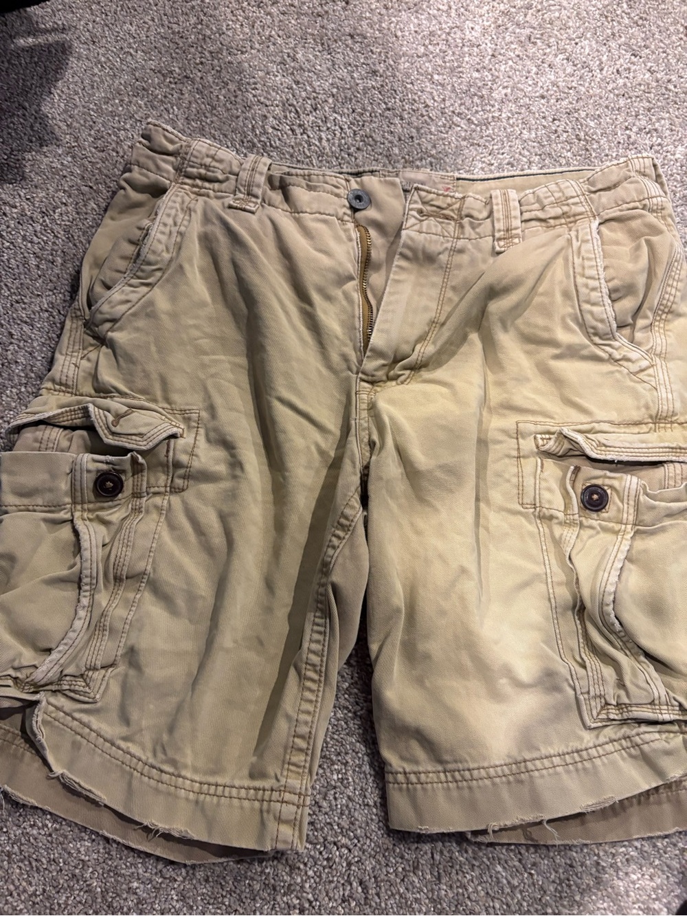 Men's Beige American Eagle Cargo Shorts